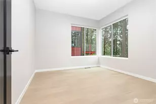 8 Valley View Cir, Bellingham, WA 98229 - Photo 33