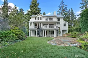 8975 NE 10th St, Bellevue, WA 98004 - Photo 23