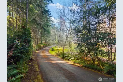 6873 NW Brothers View Lane, Silverdale, WA 98383 - Photo 35