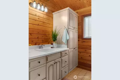 6873 NW Brothers View Lane, Silverdale, WA 98383 - Photo 23