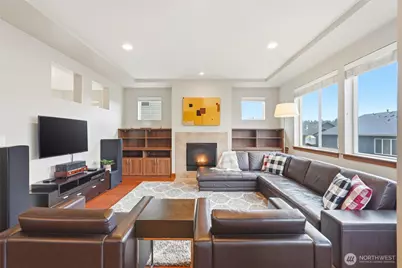 7703 NE 201st Place, Kenmore, WA 98028 - Photo 9