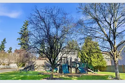 7703 NE 201st Place, Kenmore, WA 98028 - Photo 25