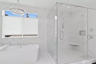 9215 NE 32nd Street, Clyde Hill, WA 98004 - Photo 29