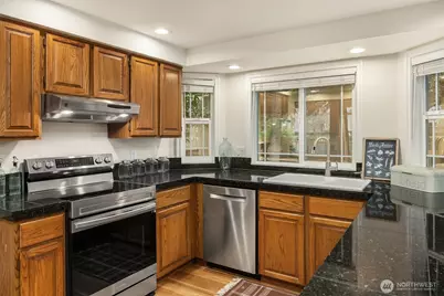 1335 232nd Place NE, Sammamish, WA 98074 - Photo 11