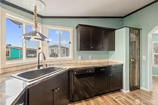 325 N 5th Ave, Sequim, WA 98382 - Photo 9