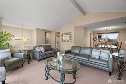 1601 Olympia Avenue SE, Renton, WA 98058 - Photo 5