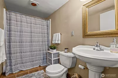 1601 Olympia Avenue SE, Renton, WA 98058 - Photo 21