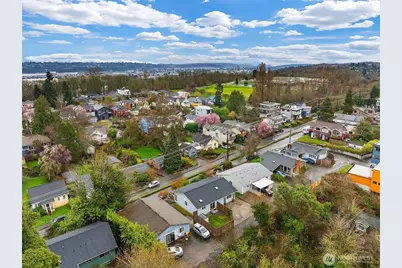 4115 21st Avenue SW, Seattle, WA 98106 - Photo 29