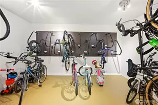 3505 W Government Way, Seattle, WA 98199 - Photo 35