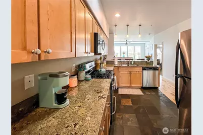 4823 Alderson Rd. #207, Blaine, WA 98230 - Photo 9