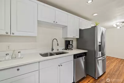 14937 133rd Avenue SE, Renton, WA 98058 - Photo 13