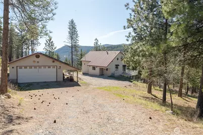 241 Chickadee Mountain Lane, Chelan, WA 98816 - Photo 3