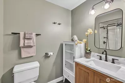 5249 40th Avenue NE #101, Seattle, WA 98105 - Photo 13