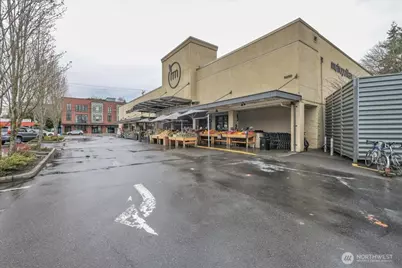 5249 40th Avenue NE #101, Seattle, WA 98105 - Photo 23