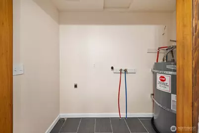 208 SE McClellan Street SE, Tenino, WA 98589 - Photo 17