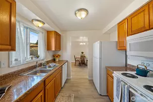 208 SE McClellan Street SE, Tenino, WA 98589 - Photo 9