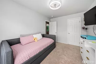 20424 190th Avenue E, Orting, WA 98360 - Photo 25