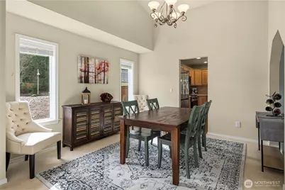 20424 190th Avenue E, Orting, WA 98360 - Photo 9