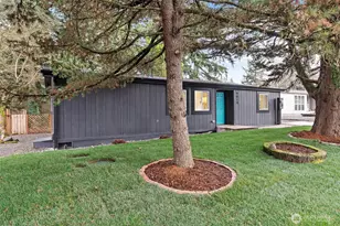 9814 191st St E, Puyallup, WA 98375 - Photo 3