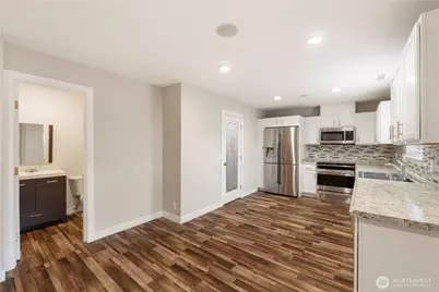 8213 209th Avenue Ct E, Bonney Lake, WA 98391 - Photo 11