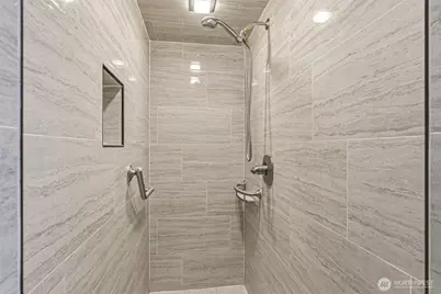 406 N 19th Ave, Kelso, WA 98626 - Photo 13