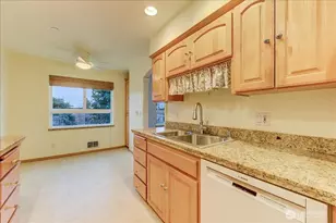 1527 California Ave SW, Seattle, WA 98116 - Photo 7