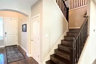 885 N Squire Dr, Ridgefield, WA 98642 - Photo 9