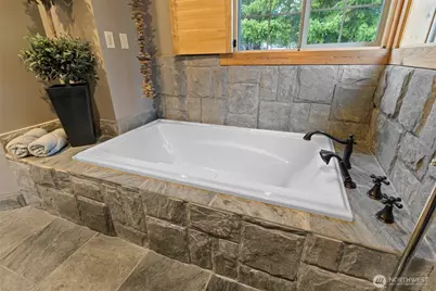 40105 Highland Drive E, Roy, WA 98580 - Photo 23
