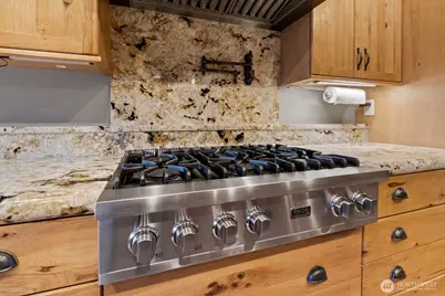 40105 Highland Drive E, Roy, WA 98580 - Photo 13