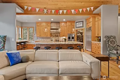 40105 Highland Drive E, Roy, WA 98580 - Photo 9
