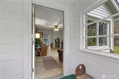 9715 Thurston Lane, Sedro Woolley, WA 98284 - Photo 5