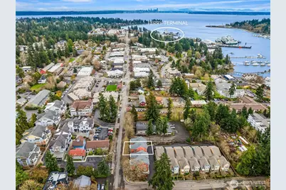 325 Winslow Way W #201, Bainbridge Island, WA 98110 - Photo 31