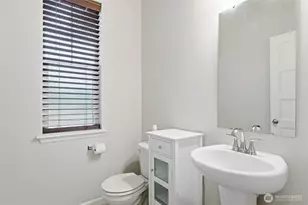 18128 38th Ave Ct E, Tacoma, WA 98446 - Photo 9