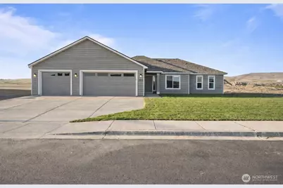 8391 Desert Greens Loop SE, Othello, WA 99344 - Photo 1