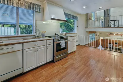 4518 Jean Ct W, University Place, WA 98466 - Photo 11