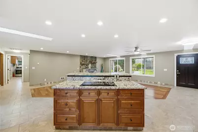 27420 SE 392nd Street, Enumclaw, WA 98022 - Photo 11