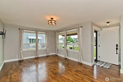 1318 Lafromboise Street, Enumclaw, WA 98022 - Photo 5