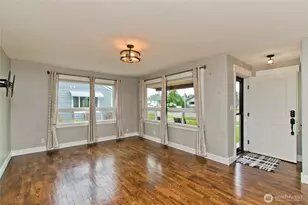 1318 Lafromboise St, Enumclaw, WA 98022 - Photo 5