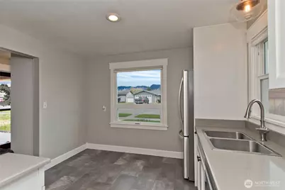 1318 Lafromboise Street, Enumclaw, WA 98022 - Photo 27