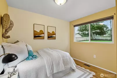 17630 Larch Way, Lynnwood, WA 98037 - Photo 19