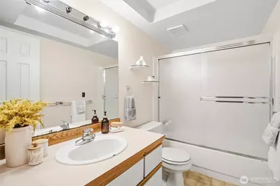 17630 Larch Way, Lynnwood, WA 98037 - Photo 21