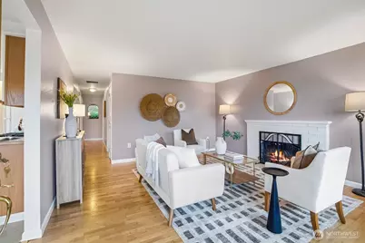 17630 Larch Way, Lynnwood, WA 98037 - Photo 3