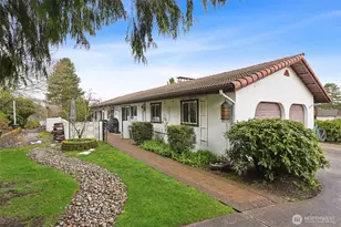 13710 SE 251st Pl, Kent, WA 98042 - Photo 5