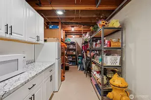 13710 SE 251st Pl, Kent, WA 98042 - Photo 33