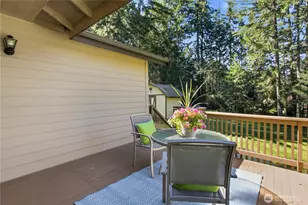 827 Illahee Dr, Fox Island, WA 98333 - Photo 31