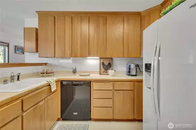 827 Illahee Drive, Fox Island, WA 98333 - Photo 19