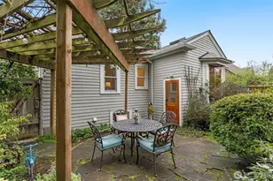 8011 18th Ave NE, Seattle, WA 98115 - Photo 23