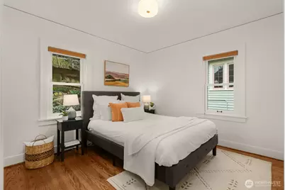 8011 18th Avenue NE, Seattle, WA 98115 - Photo 13