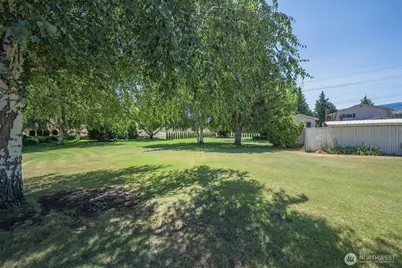 3716 Knowles Road, Wenatchee, WA 98801 - Photo 23