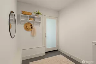 412 W Fulton St, Seattle, WA 98119 - Photo 3